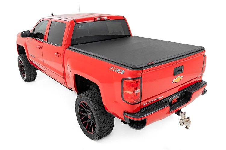SOFT TRI-FOLD BED COVER