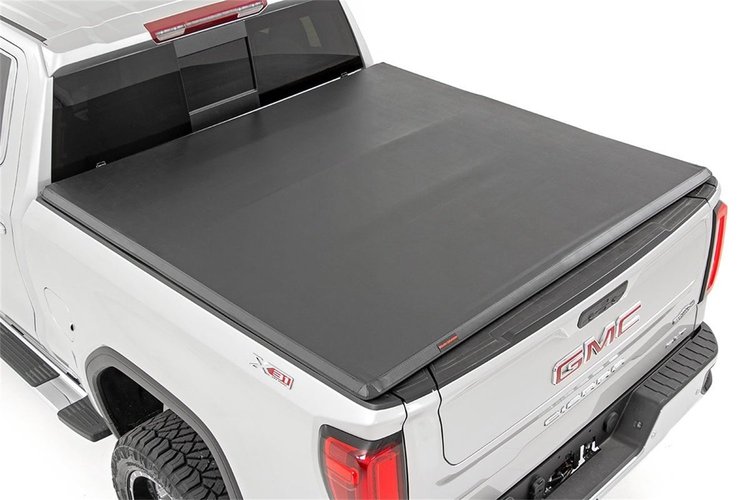 SOFT TRI-FOLD BED COVER