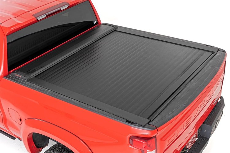 46120581A Retractable Bed Cover