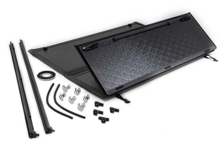 47113551 GM Low Profile Hard Tri-Fold Tonneau Cover (07-13 1500, 5.5' Bed W/ Rail Caps)