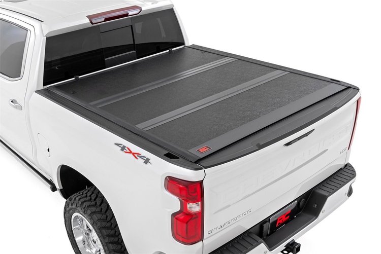 47120650A Hard Low Profile Bed Cover