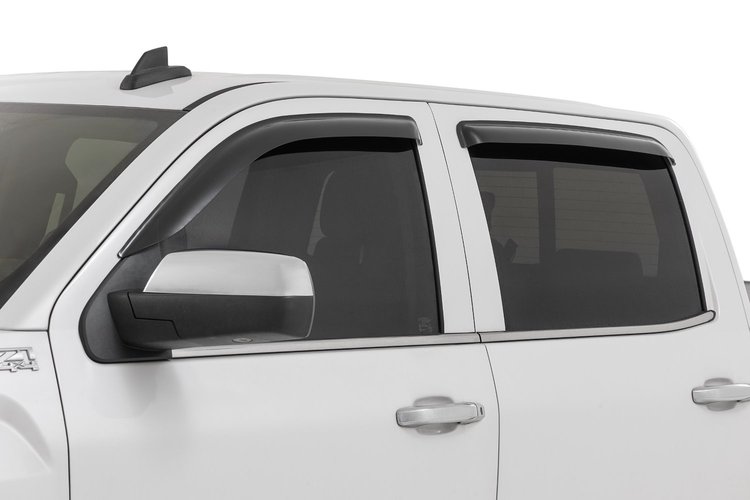 SIDE WINDOW DEFLECTORS