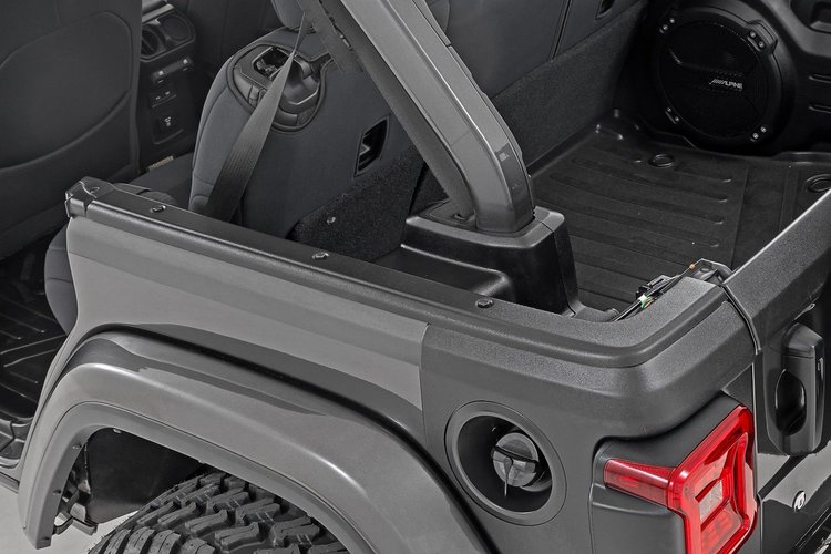 TRAIL CLADDING ROOF PLATE