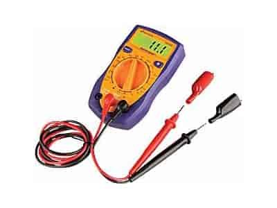 AutoAnalyzer Measures AC/DC voltage