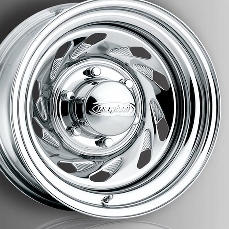 CHROME NINJA 15 x 7 6 x 55 Bolt Circle 375 Back Spacing 6 offset 428 Center Bore 1600 lbs Load Rating