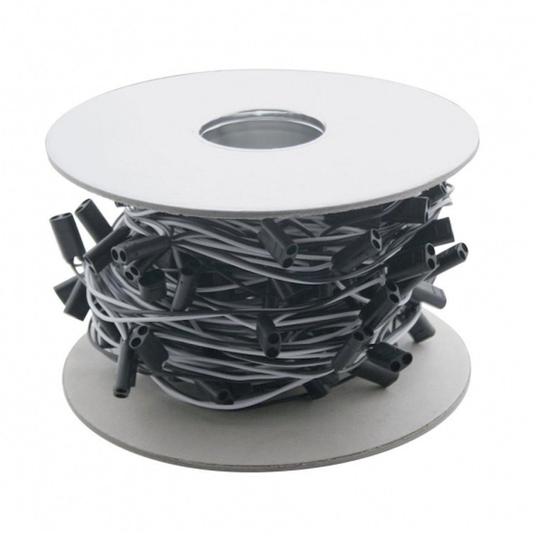 34194 200 Count 2-Prong Female Bullet Plugs 16G Wire Harness Roll - 66' W/4 in. Lead Between Plugs