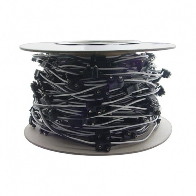34242 200 Count 2-Prong Male Bullet Plugs 16G Wire Harness Roll - 100' W/6 in. Lead Between Plugs