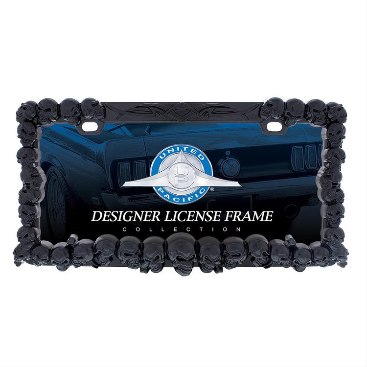 BLACK SKULLS LICENSE PLAT