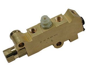 Proportioning Valve Kit 1954-2000 GM Car/Truck (4-Wheel Disc Conversion)