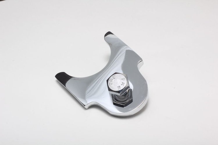 OE-Style Distributor Clamp Pontiac