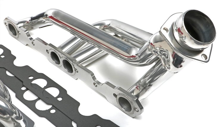 S10/V8 HTC Engine Swap Kit for 1982-2004 Chevy S10/Blazer & GMC S15, Jimmy, Sonoma 2WD