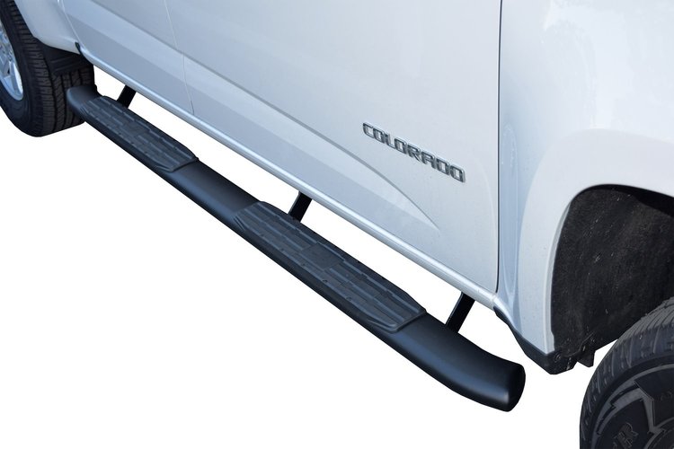 4X Series 4" Oval Side Bars 2015-2017 Chevy Colorado Crew Cab