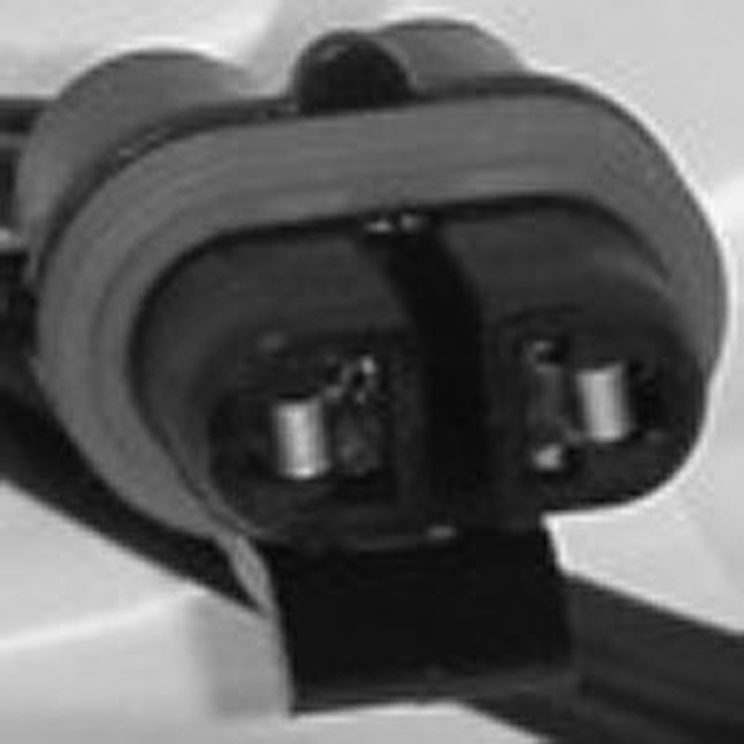 Pigtail Connector
