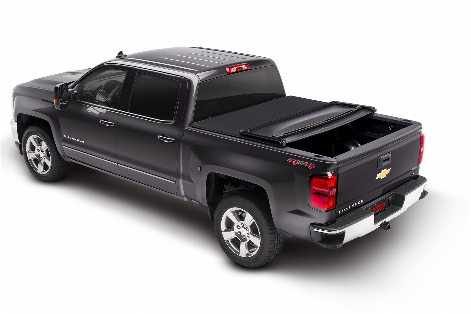 Trifecta Signature 2.O Nissan Titan 5 ft 6 in 2016-17 with rail system