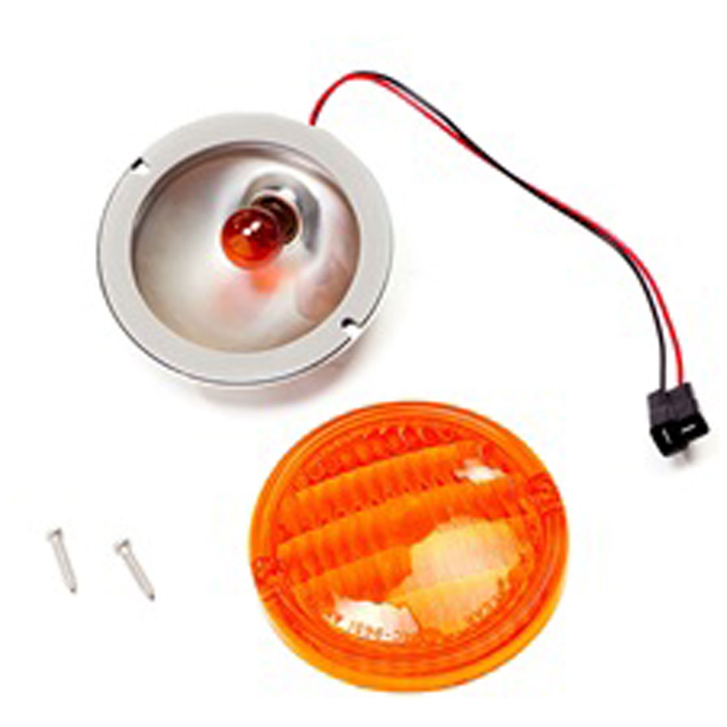 This parking lamp assembly from Omix-ADA comes with an amber lens. Fits 76-86 Jeep CJ.