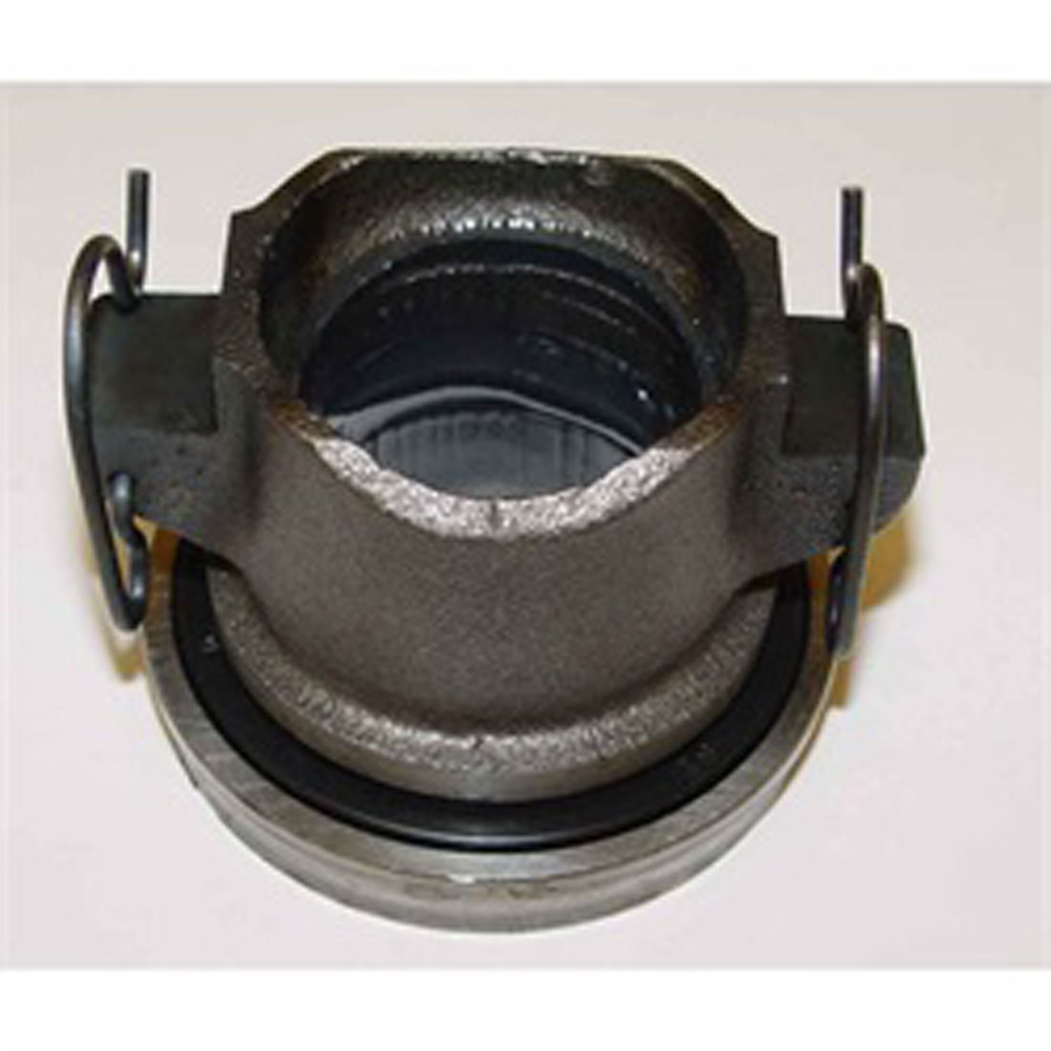 This clutch throwout bearing from Omix-ADA fits 93-16 Jeep Cherokees Grand Cherokees Libertys and Wr