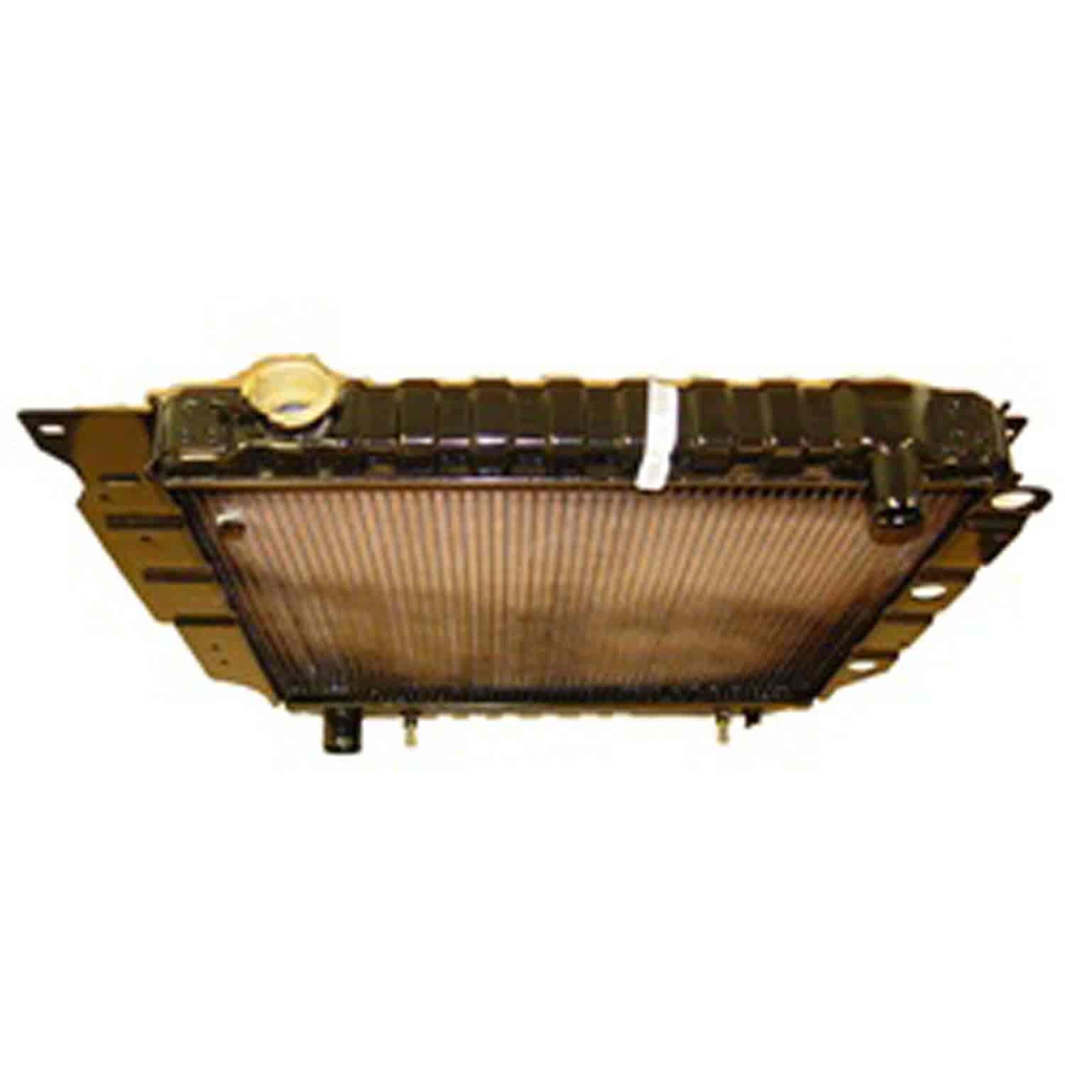 This 1 row radiator with or without AC from Omix-ADA fits MT or AT 92-95 Wrangler a 2.5L and 4.0L engine.
