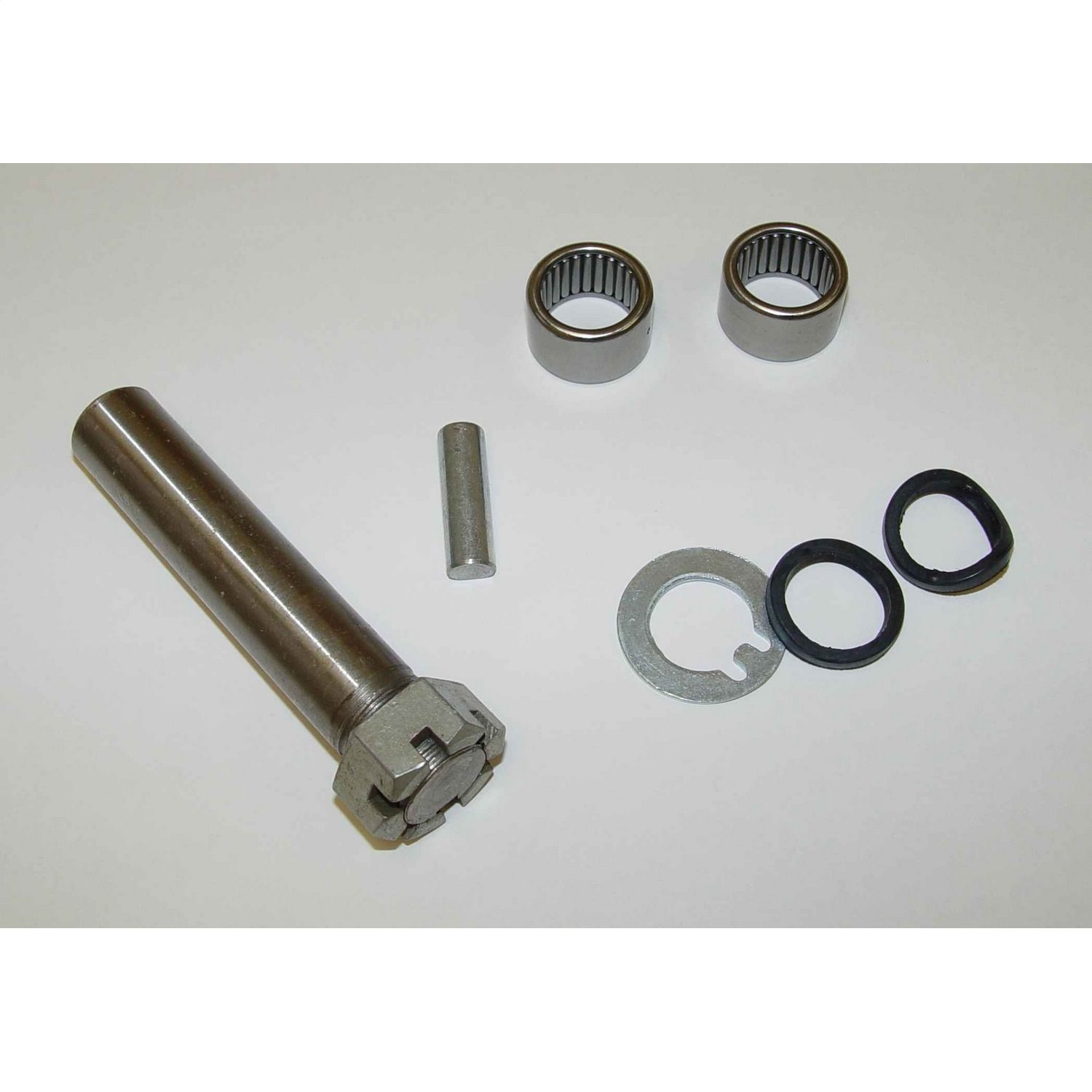 This 3/4 inch steering bellcrank repair kit from Omix-ADA fits 41-45 Willys MBs 41-45 Ford GPWs and