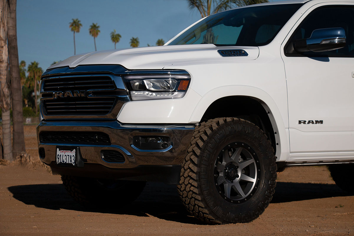 2019-UP RAM 1500 2-3 in. LIFT STAGE 4 SUSPENSION SYSTEM WITH BILLET UPPER CONTROL ARMS