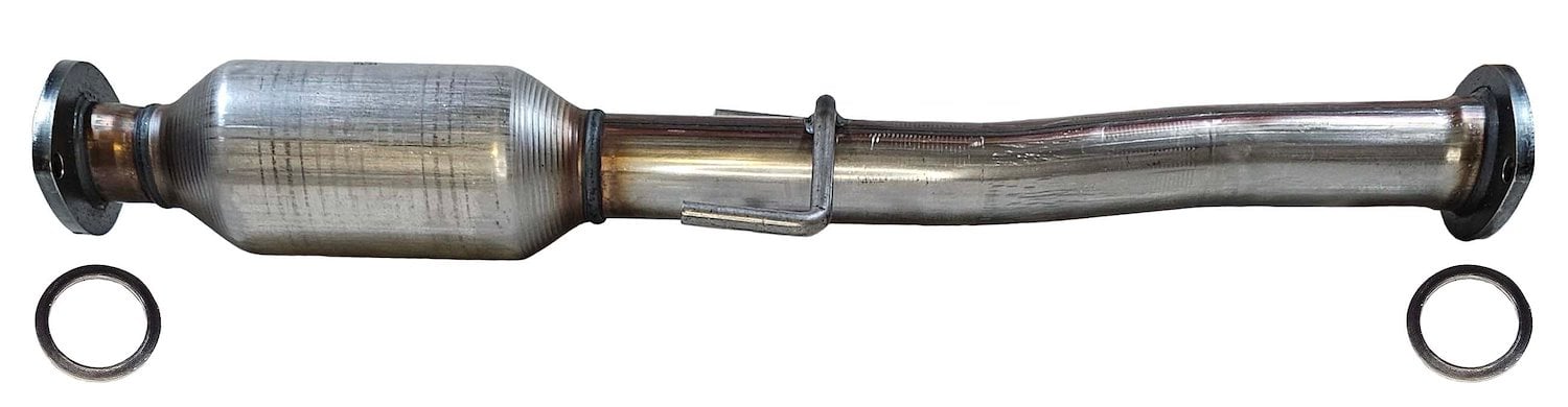 Catalytic Converter Fits 1999-2004 Toyota Tacoma w/2.4L, 2.7L 4 cyl. Eng. [Rear]