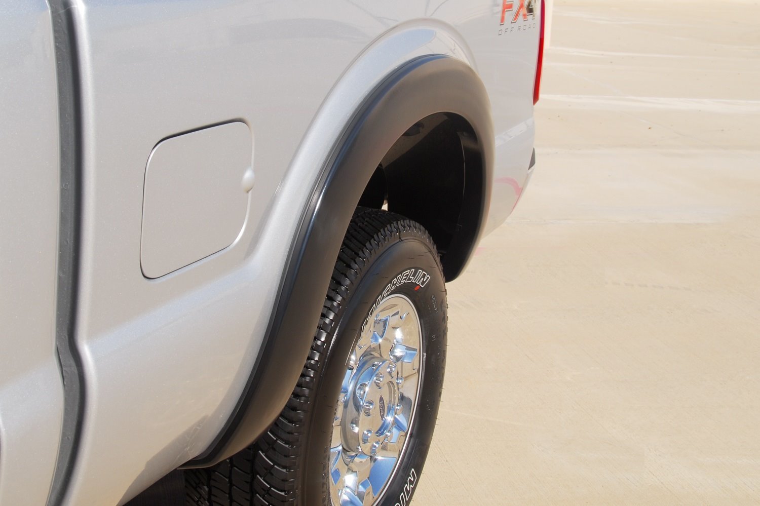 SX Sport-Style Fender Flares 2011-16 Ford F-Series Super Duty