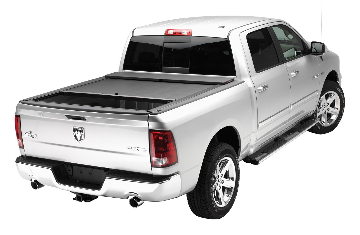 LG447M M-Series Locking Retractable Truck Bed Cover for Select Ram 1500 Classic, 2009-2018 Dodge Ram 1500) [5.6 ft. Bed]