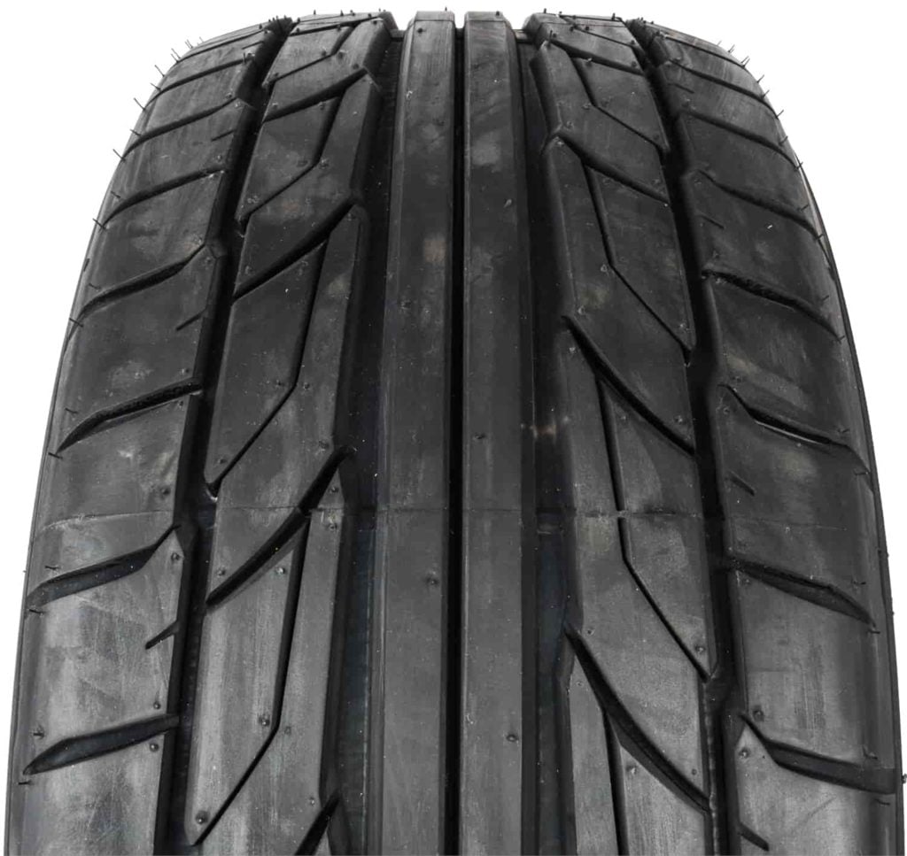 Nitto nt555 g2 summer uhp radial tire