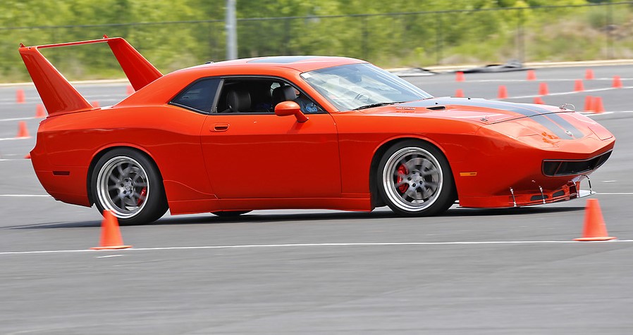 Dodge Challenger Superbird conversion
