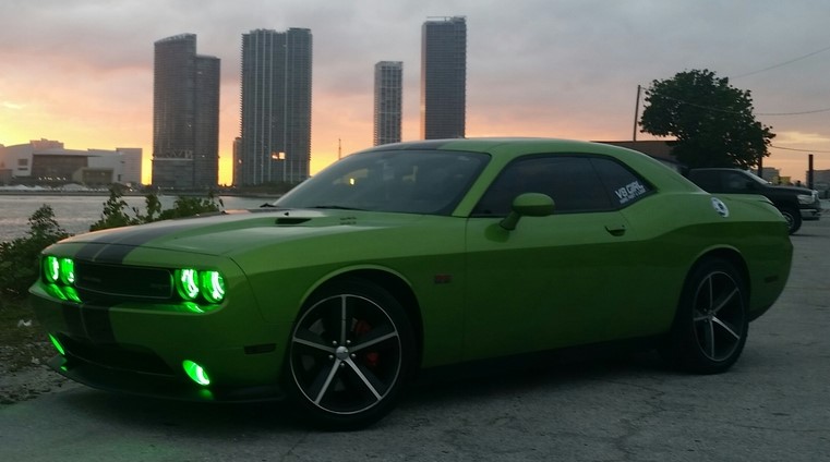 Dodge Challenger